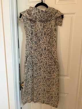 Rare Heidi Merrick Paisley Print Cap-Sleeve Dress in Cream and Navy